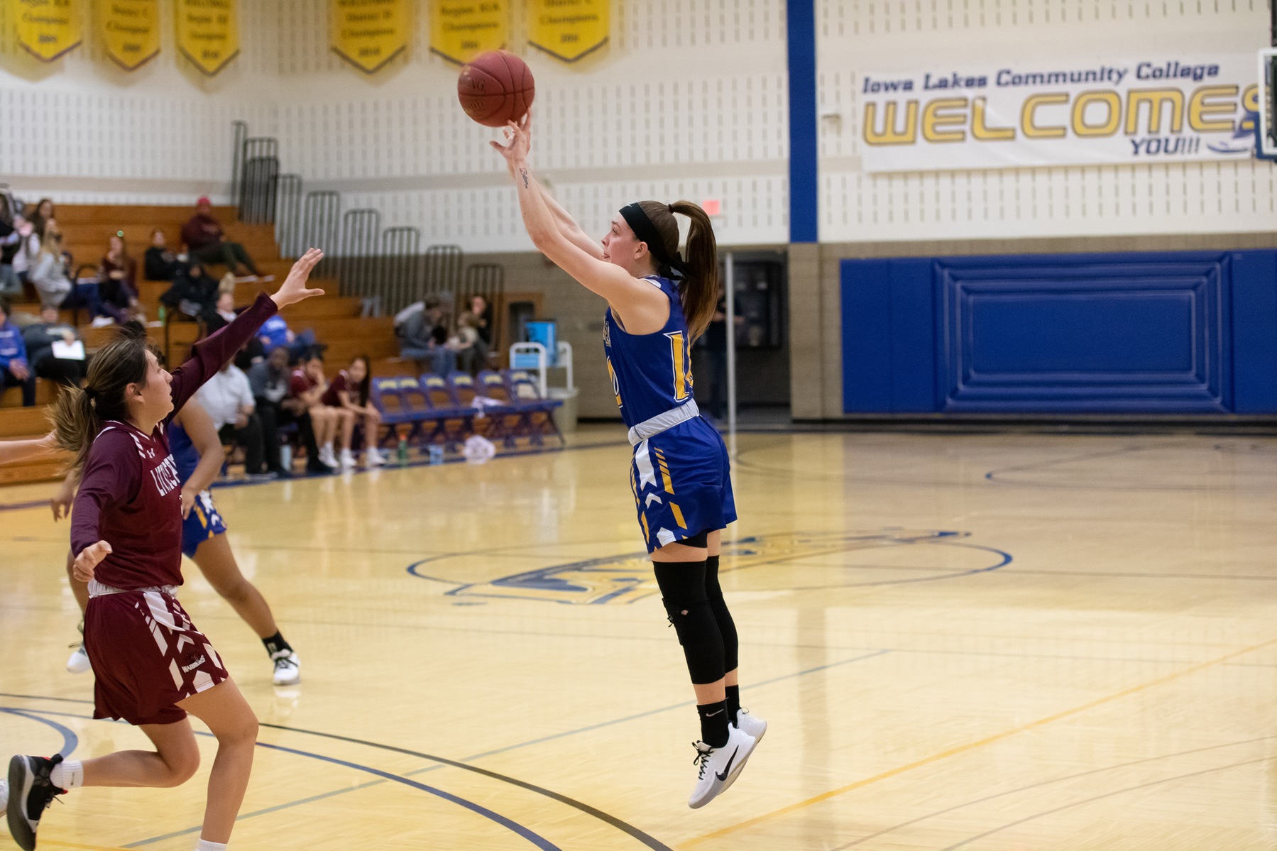 Lakers Fall to NIACC