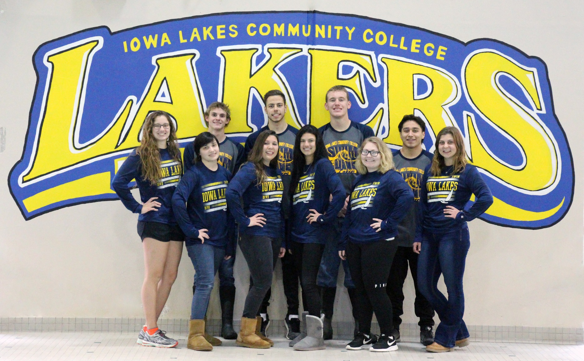 Iowa Lakes Swimming Advances to National Tournament