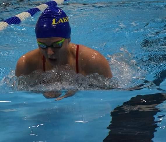 Liz Crewe-Brown swims breaststroke during the IM