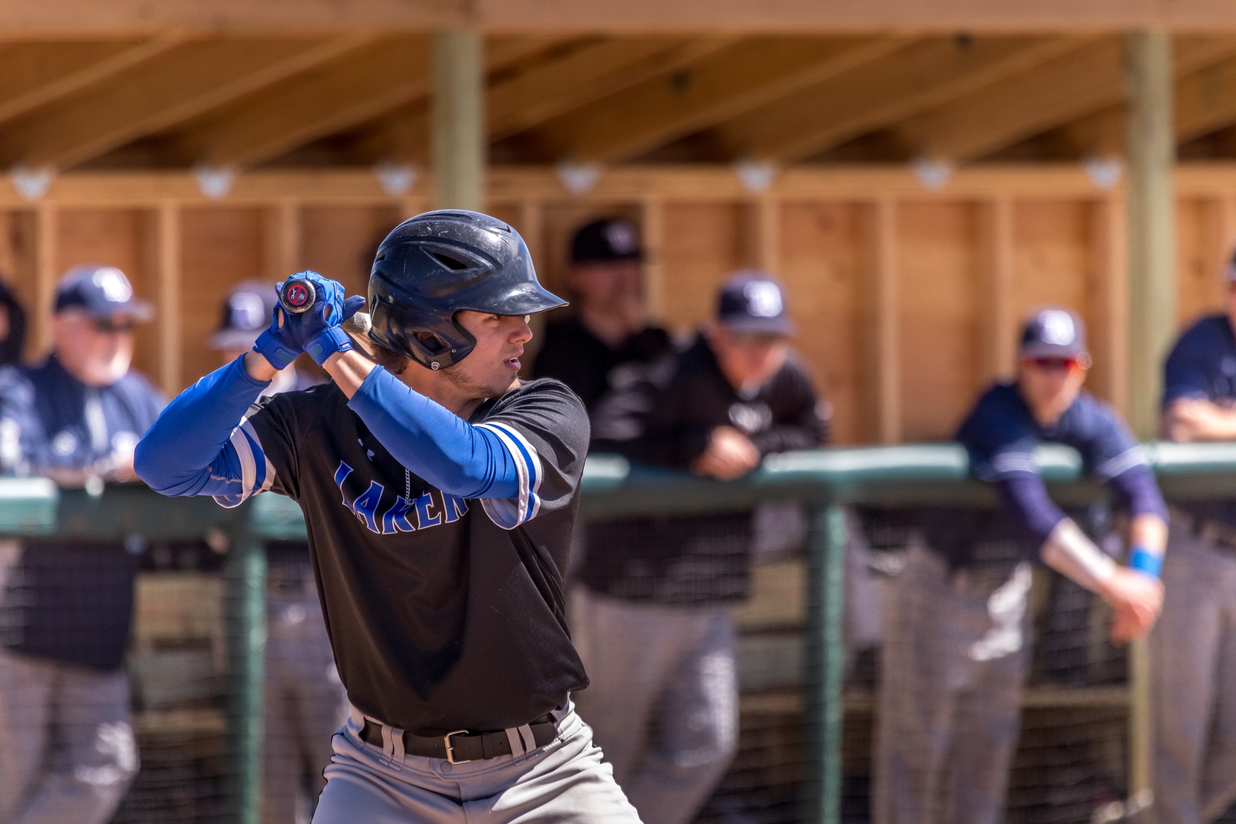 Lakers Force Split with NIACC