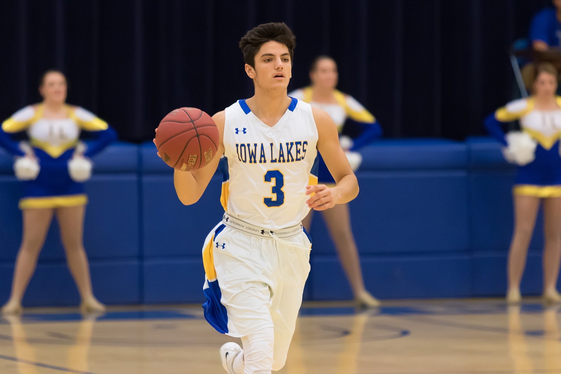 Lakers beat 17th ranked DMACC 85-80