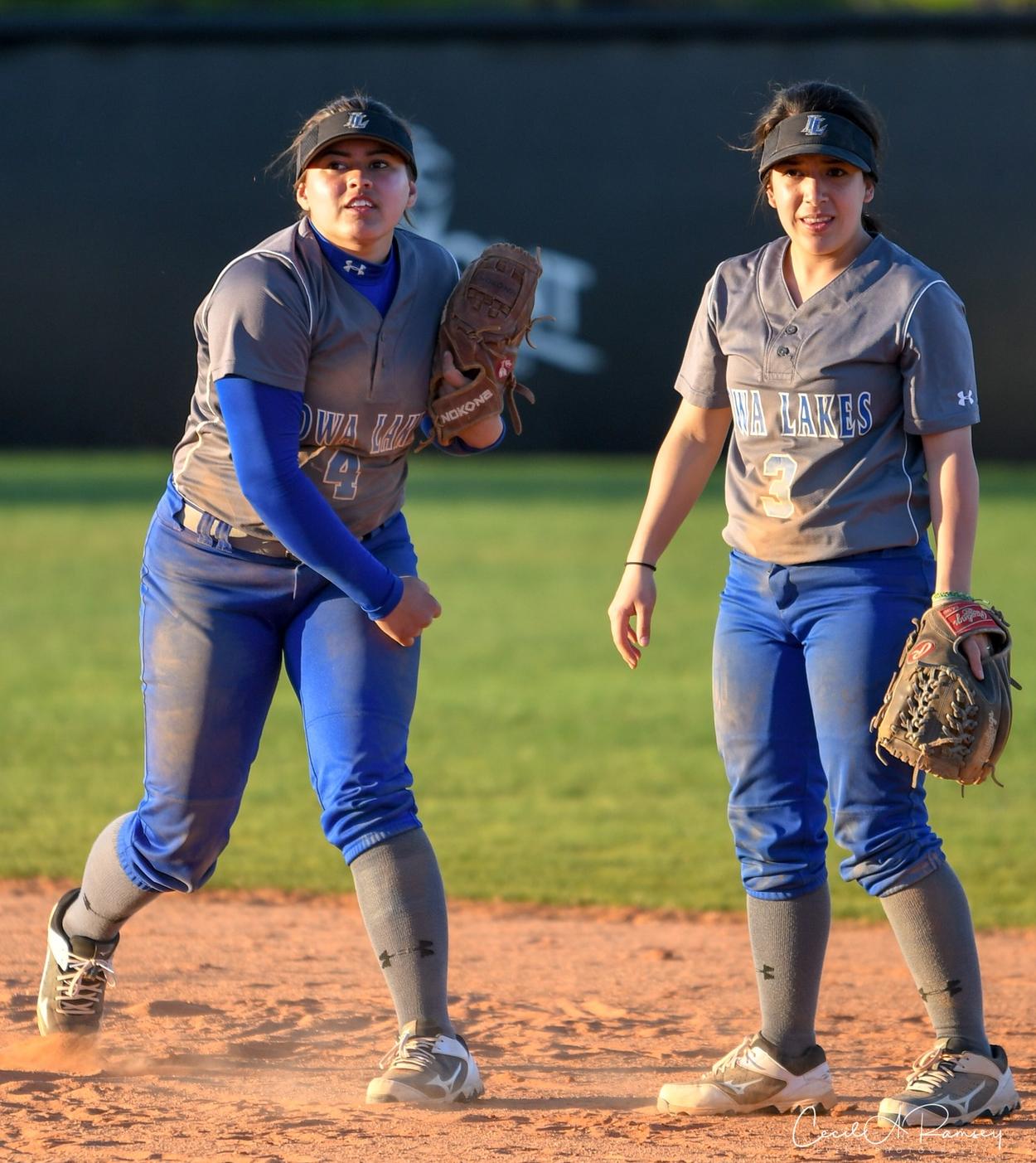 Laker Softball Wins Two at Home