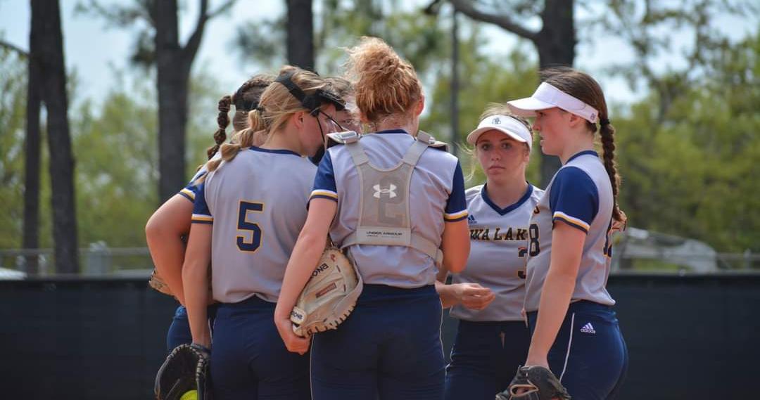 Laker Softball Suffers Two Losses at the Hands of Iowa Central